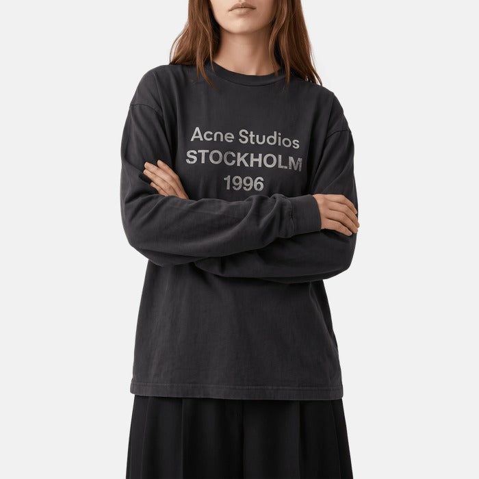 Stockholm Long-Sleeve T-shirt