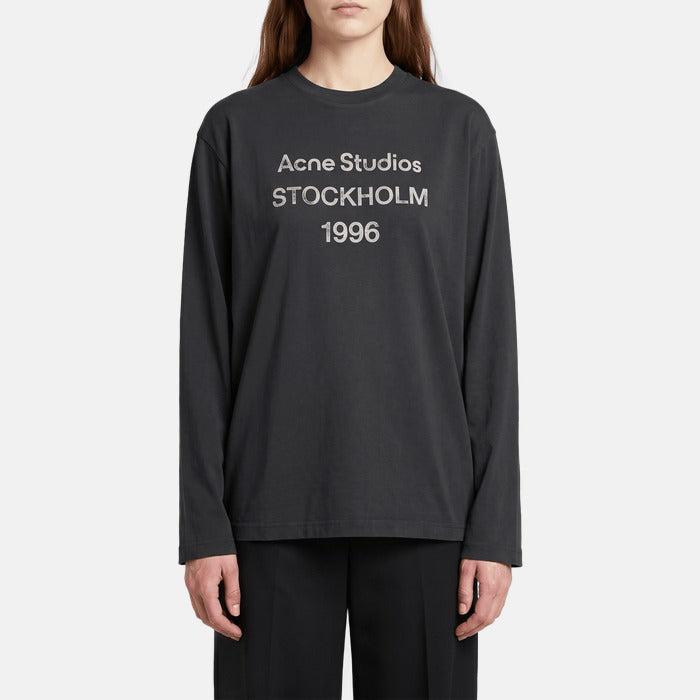 Stockholm Long-Sleeve T-shirt