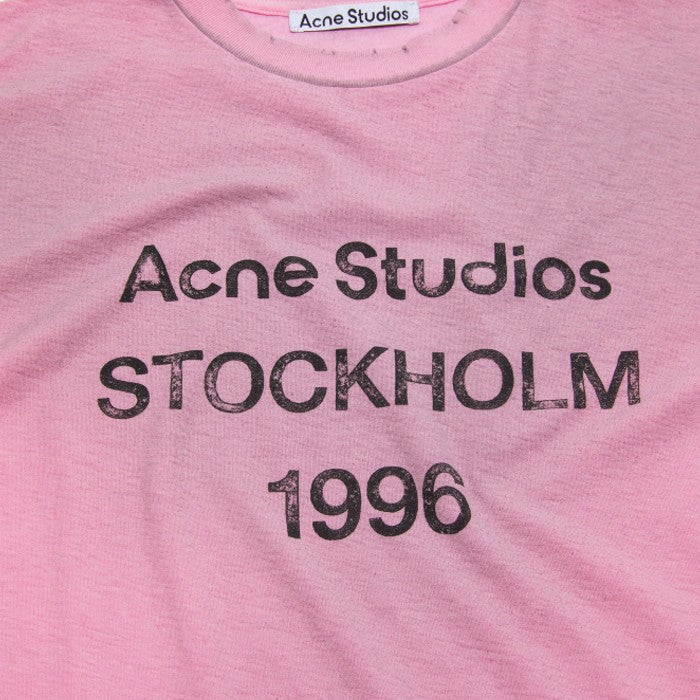 Stockholm Long-Sleeve T-shirt